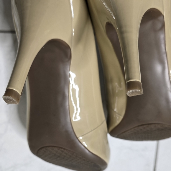 Jessica Simpson Nude Patent Leather Heels Pumps Size 11 - Picture 7 of 13
